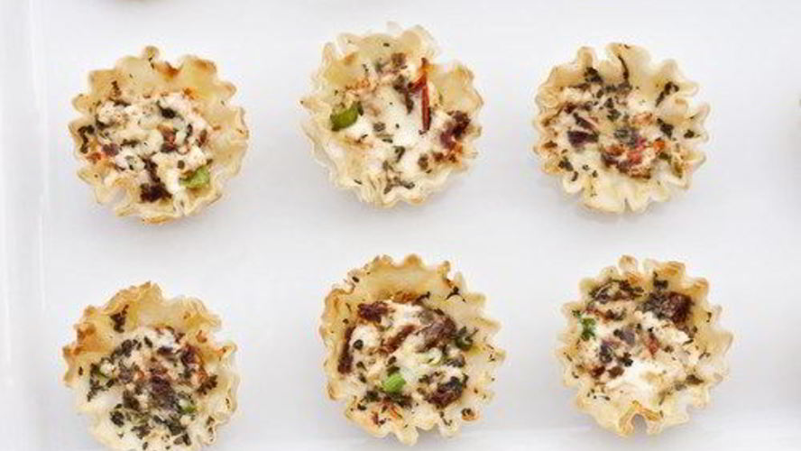 Рецепт корзиночки из слоеного теста с беконом тарт фламбе