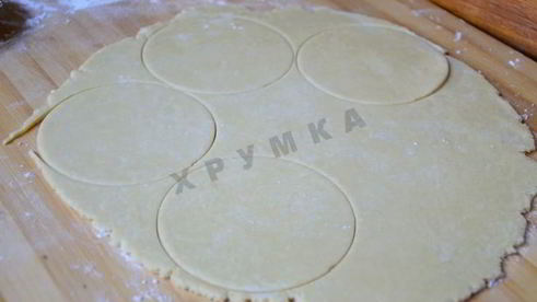 мини тарты с грибами и пармезаном