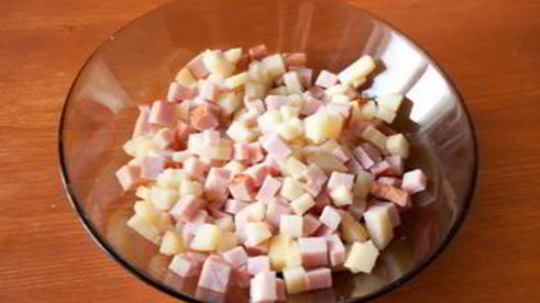 мини-тарты с картофелем и ветчиной