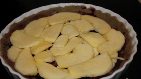 ржаной тарт с яблоками