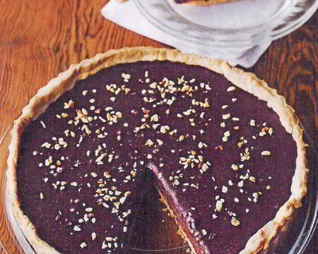 Шоколадный тарт с фундуком и медом