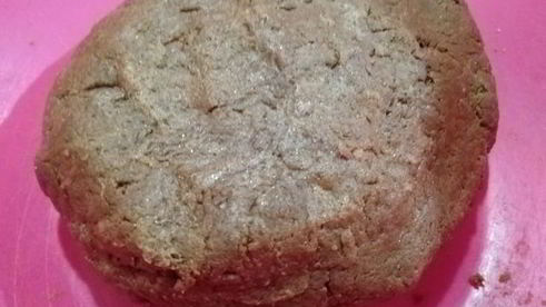 шоколадный теплый тарт с вишнями и сливами