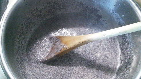 сливовый тарт с маковой начинкой