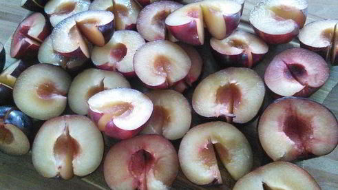 сливовый тарт с маковой начинкой