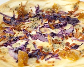 Тарт фламбе и апельсиновый ласси