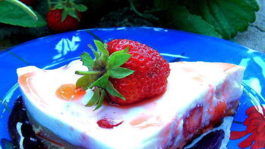 Рецепт тарт из печенья с нежной начинкой из клубники