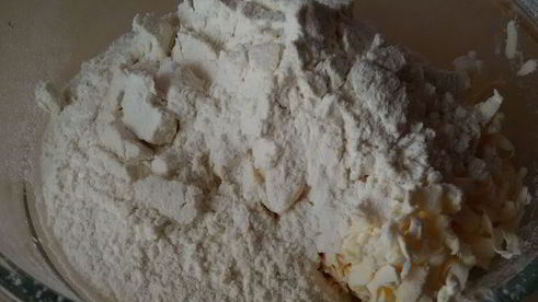 тарт с черникой и нежным кремом в мультиварке