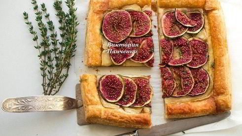 тарт с инжиром и сыром бри