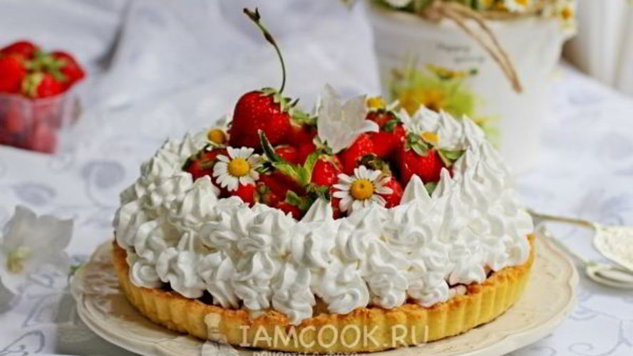 Рецепт тарт с кремом из пудинга и клубники