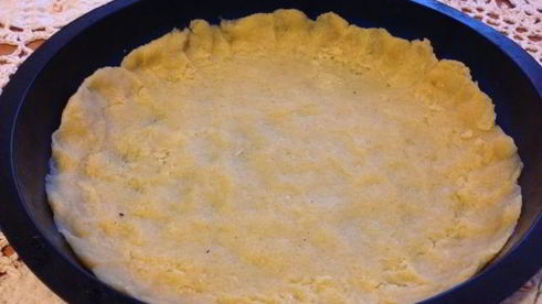 тарт с малиной и заварным медовым кремом