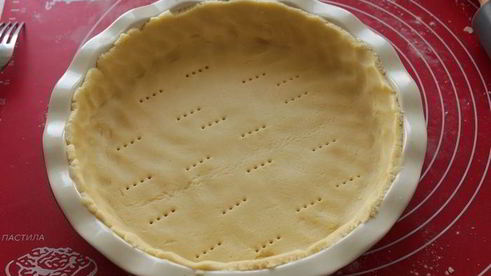 тарт с миндалем и яблоками