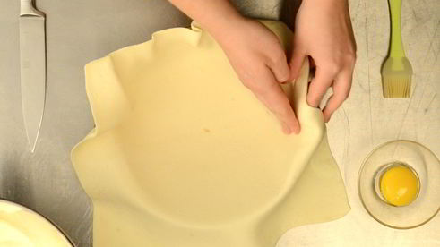 тарт с рикоттой, лимонной цедрой и цукатами