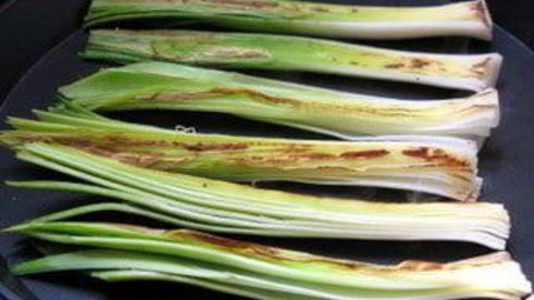 тарт с цукини и молодым пореем