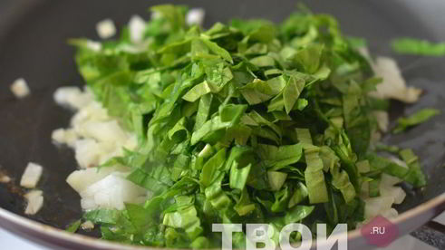 тарты с копченой курицей и шпинатом