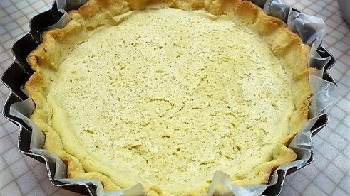 вишневый тарт с лаймом и заварным кремом