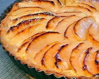 Яблочный тарт со сметаной