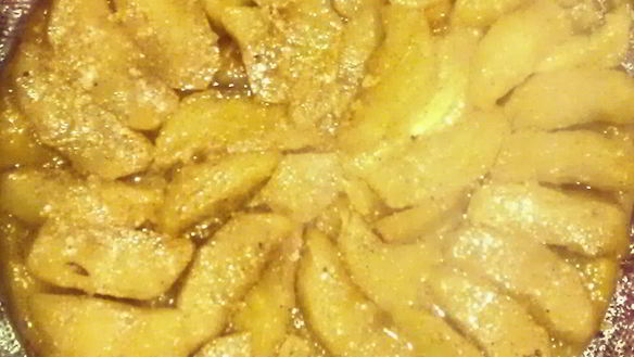 Рецепт Яблочный тарт татен с цедрой лимона и корицей