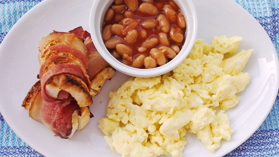 Рецепт яичница с фасолью