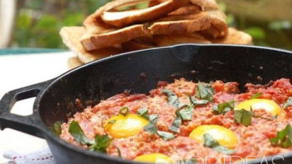 Рецепт Яичница с помидорами