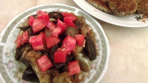 закуска из баклажанов с огурцами и специями