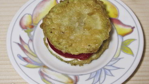 закуска из жареных кабачков с помидором