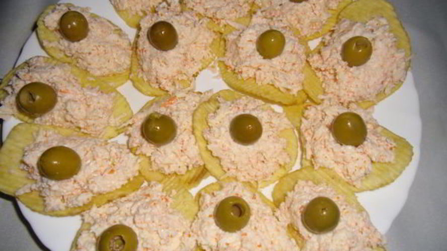 Рецепт закуска на чипсах