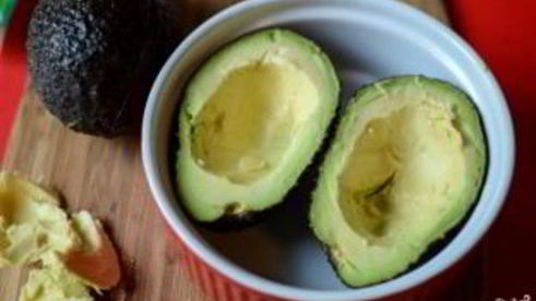 запеченные фаршированные авокадо