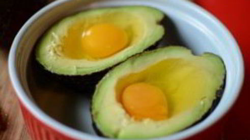 запеченные фаршированные авокадо