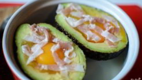 запеченные фаршированные авокадо