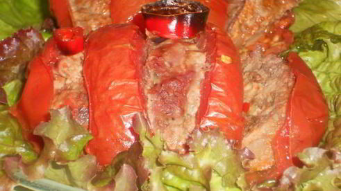 запеченные помидоры с мясом