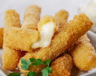 Жареный сыр в панировке по-домашнему