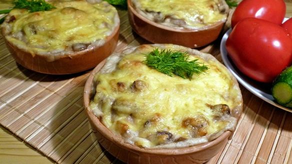 Рецепт Жульен с грибами и сметаной