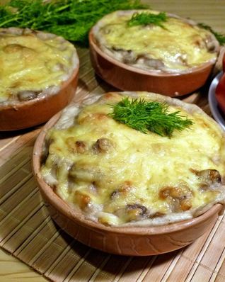 Жульен с грибами и сметаной