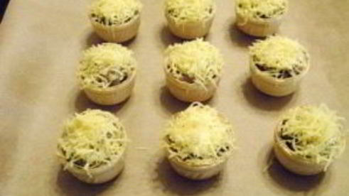 жульен в тарталетках с грибами и курицей