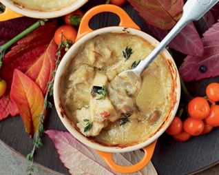 Жюльен из цесарки с шампиньонами